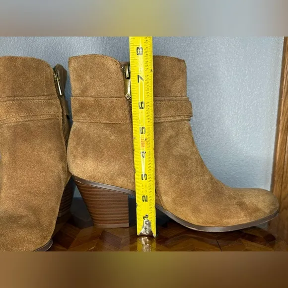 Sam Edelman Lynne Carmel brown suede booties 9.5