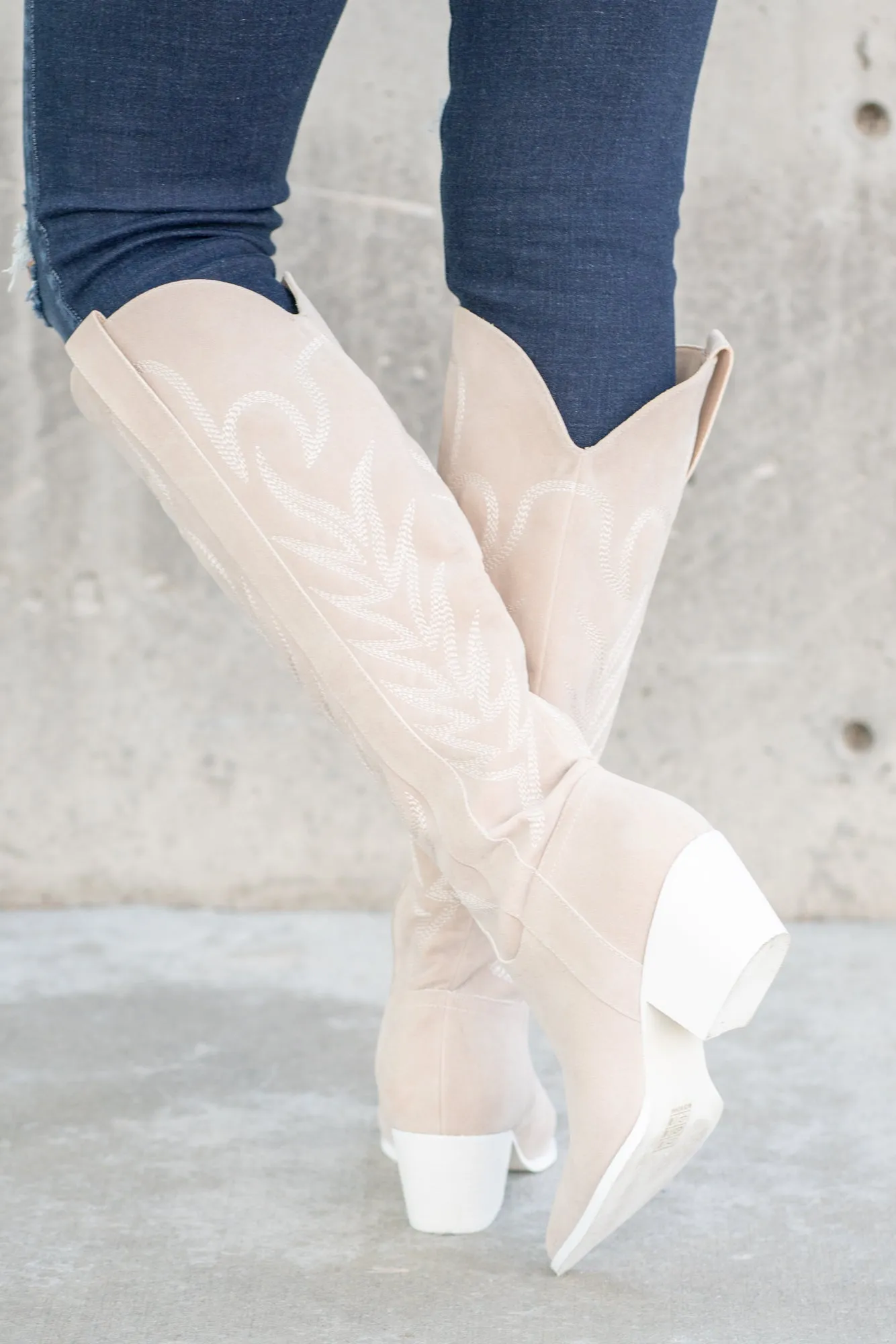 Samara Western Boots - Beige