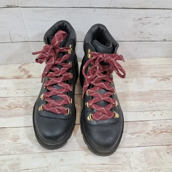 Sorel Lenox Hiker boots