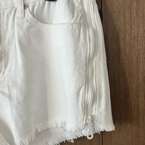 SR vs Sandrine Rose The Virgin Label Shorts White Denim Cutoff Size 29 NWT
