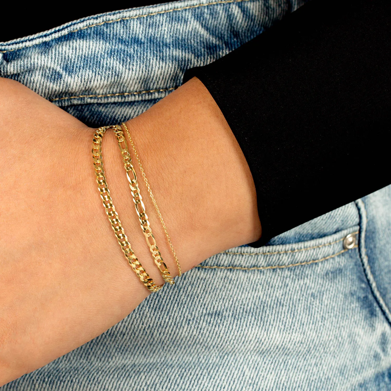 Super Flat Figaro Bracelet