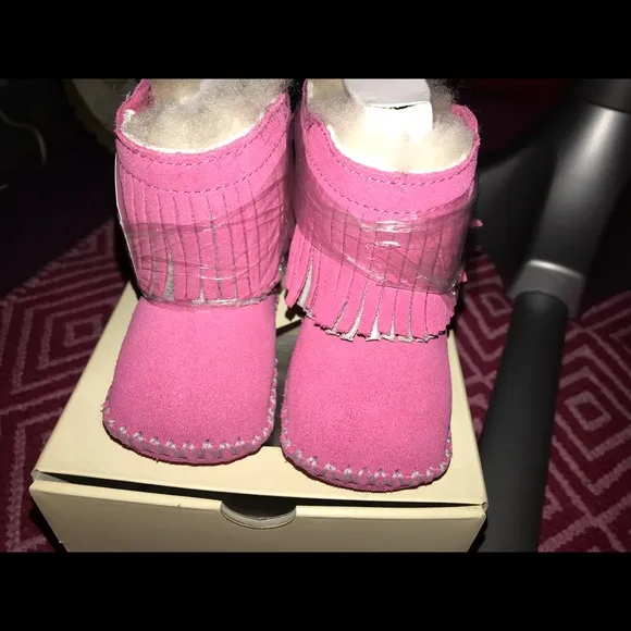 UGG BABY BRANYON FRINGE