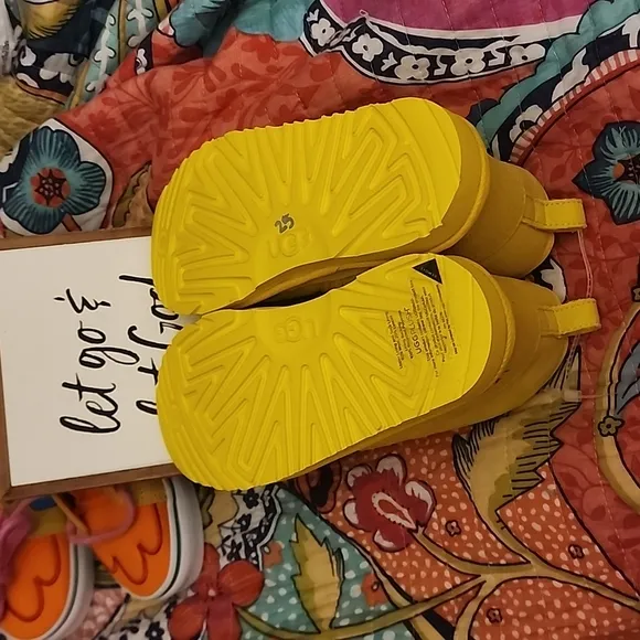 UGG Boots (kids)