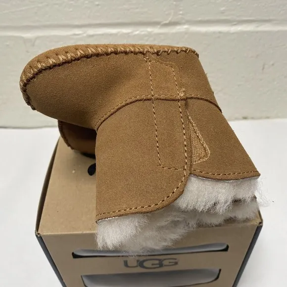 Ugg Infant Girl Chestnut Tan Caden Fur Lined Booties 0/1 XS 0-6 Months newborn