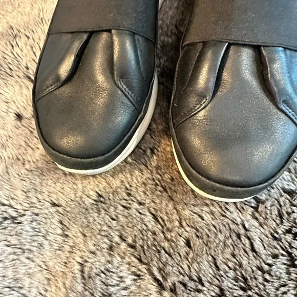 UGG Liba Black Leather Slip On Sneakers, Size 8