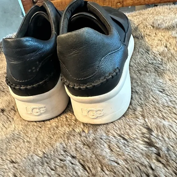UGG Liba Black Leather Slip On Sneakers, Size 8