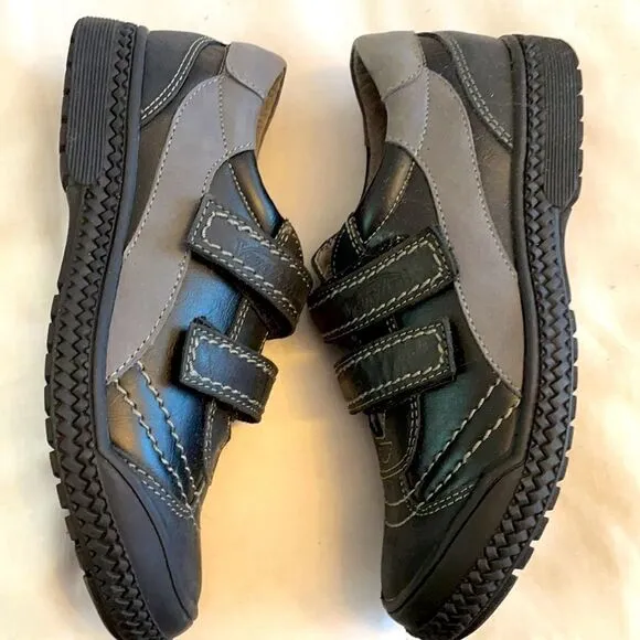 VENETTINI BLACK AND GREY SNEAKERS.  NEW