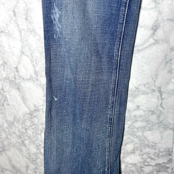 VIGOSS Light Medium Wash Lightly Distressed Jeans Juniors 9