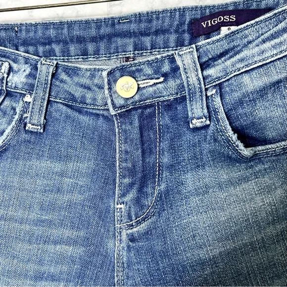 VIGOSS Light Medium Wash Lightly Distressed Jeans Juniors 9
