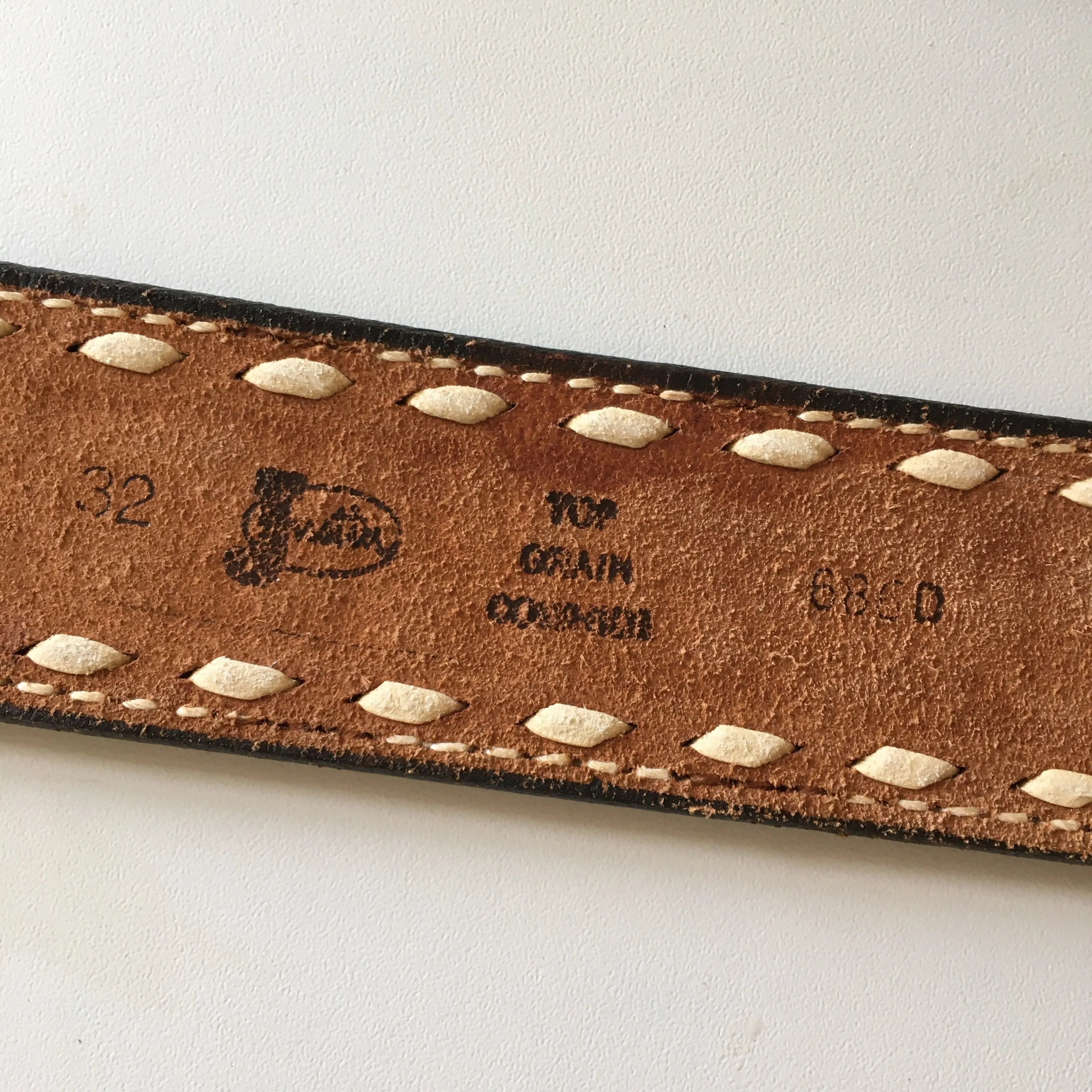 Vintage JUSTIN tooled top grain cowhide leather CECILIA belt etched buckle Unisex size 32