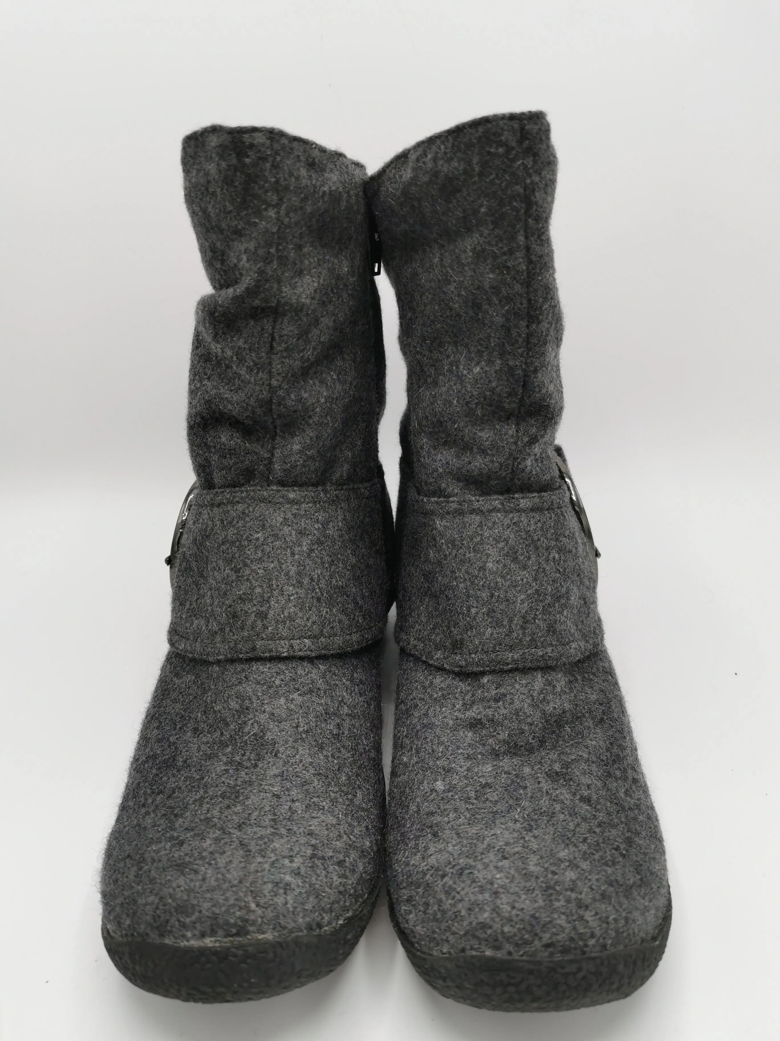 WOMENS SIZE 6 or 7 Narrow - TAXI, Lined Ankle Boots, Grey, Side Buckle EUC B21