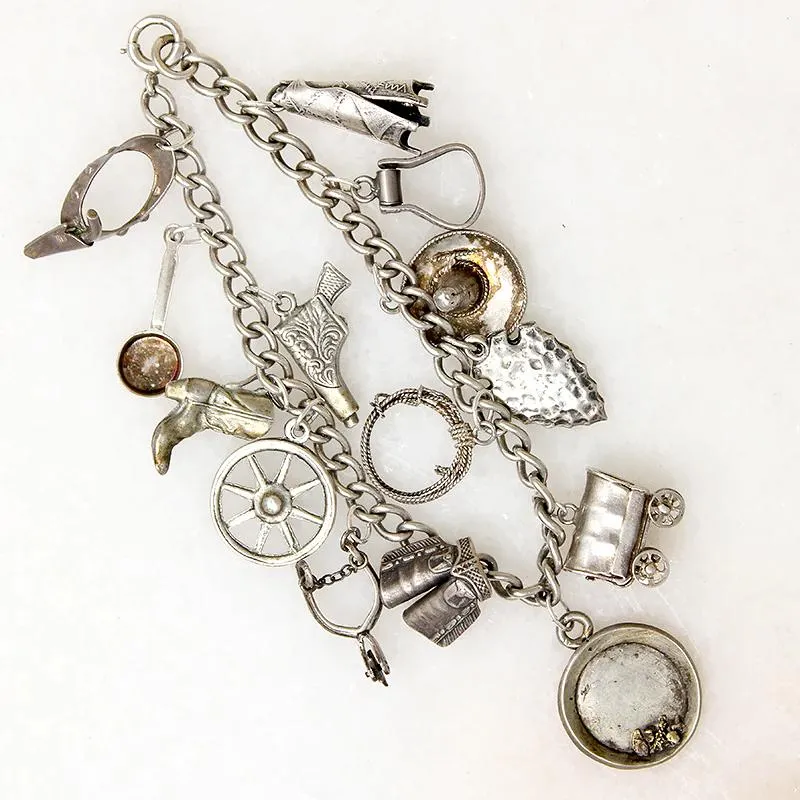 Wonderful Western Bracelet with Particularly Fine Charms