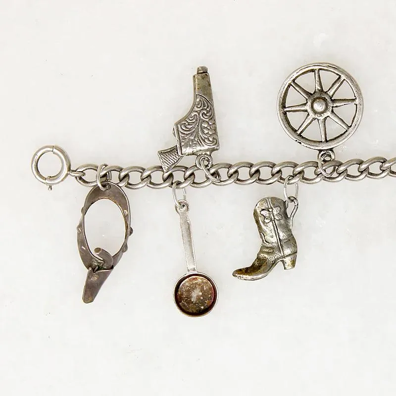 Wonderful Western Bracelet with Particularly Fine Charms